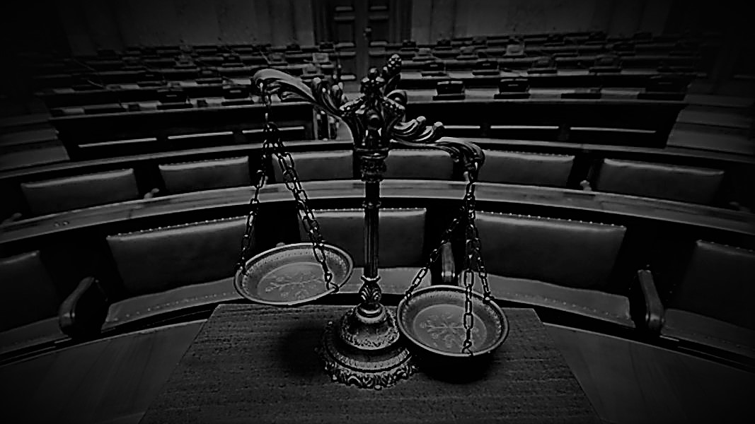 SigSto_Courtroom_StockPhoto.jpg