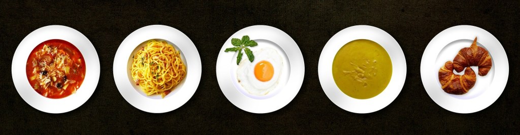 Avvocati & Magistrati in cucina. Dalle norme giuridiche a piatti succulenti e gustosi. La presentazione delle due antologie, giovedì 10 giugno al Teatro Diana di Napoli, h.&nbsp;18,00