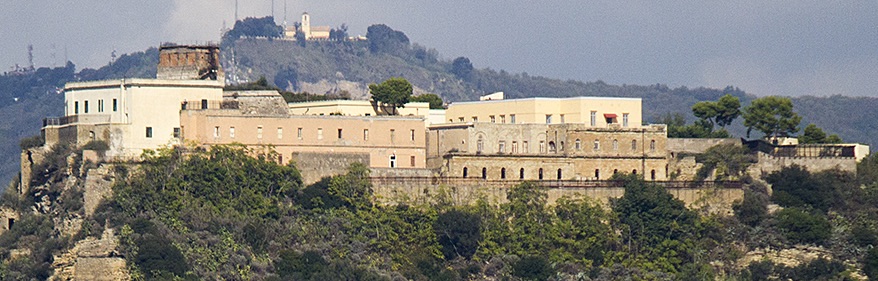 Abusi a Nisida: poliziotto penitenziario ai domiciliari per atti sessuali con un&nbsp;minorenne